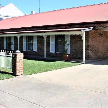 Club Motel Armidale Eksteriør bilde